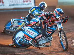 Supporting image for story: Wolverhampton Wolves staring at early cup exit