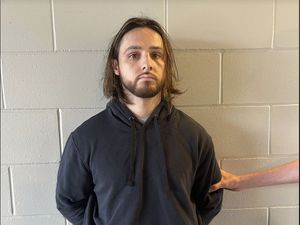 Supporting image for story: Man, 29, arrested over deadly Los Angeles wildfire