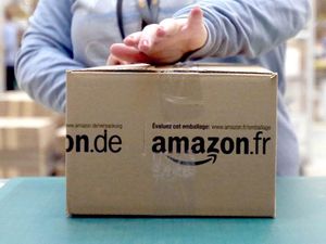 Supporting image for story: Amazon results boosted by cloud and subscription-based services