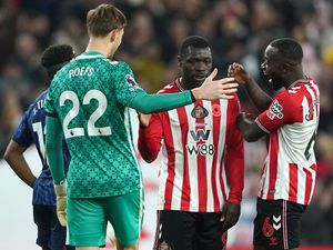 Supporting image for story: Sunday’s briefing: Sunderland end Arsenal run and Wolves close on new boss