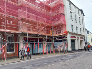 Supporting image for story: Renewed calls to tackle 'eyesore' former Costa in Ludlow amid concerns over 'dangerous' scaffolding