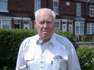 Supporting image for story: Murdered pensioner Bill Davis died of head injuries