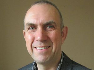 Supporting image for story: Warning as bags snatched in Walsall street