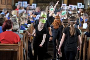 A music concert held at St Mary's Church in Bridgnorth for a performance of Peer Gynt. Story adapted by David Carr with dancers from Oldbury Wells School, along with the Bridgnorth Sinfonia