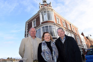 Investor Glenn Chard with Wellington Orbit directors Fiona Hunter and Ray Hughes