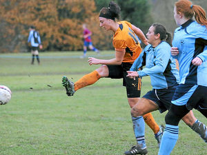 Supporting image for story: Four-goal Dani Selmes stars as Wolves' women clinch victory