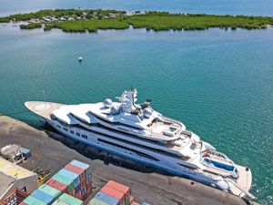 Supporting image for story: US wins latest round of legal battle to seize oligarch’s yacht in Fiji