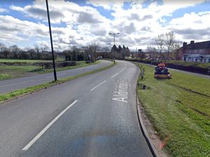 Supporting image for story: No serious injuries in crash that closed busy Walsall road