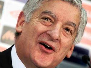 Supporting image for story: David Bernstein: Villa won't rush for new boss