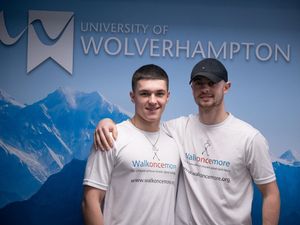 Supporting image for story: University facility recreates Sahara heat ahead of pair's desert marathon 