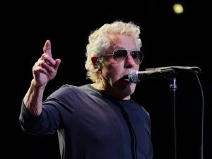 Supporting image for story: Roger Daltrey headlines final night of Teenage Cancer Trust gigs