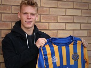 Supporting image for story: Shrewsbury Town seal loan of Brentford midfielder Jan Zamburek