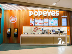 Supporting image for story: Free Louisiana-style chicken sandwiches up for grabs as new Popeyes restaurant set to open in Birmingham