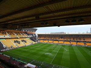 Supporting image for story: Wolves fans not required to present Covid pass upon Molineux entry 