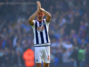 Supporting image for story: Gareth McAuley's still bucking the trend