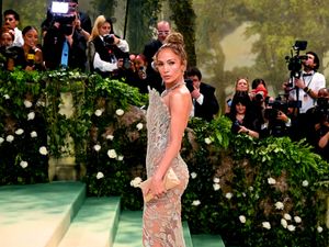 Supporting image for story: Jennifer Lopez cancels US tour dates: ‘I am completely heartsick’