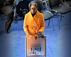 Julia Regis reads her eulogy