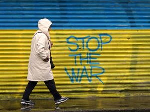 Supporting image for story: Ukraine’s hospitals face oxygen shortage, WHO leaders warn