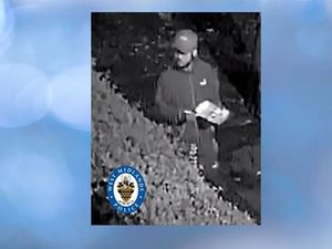 Supporting image for story: Boozy burglar steals £200 of champagne and gin