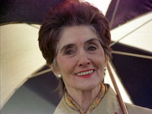 Supporting image for story: Walford to bid final farewell to EastEnders legend Dot Cotton