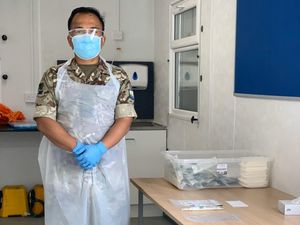 Supporting image for story: Staffordshire soldiers help with Covid-19 testing - and learn how to train others