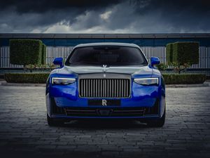 Supporting image for story: One-off Rolls-Royce Black Badge Ghost Gamer takes inspiration from vintage video games