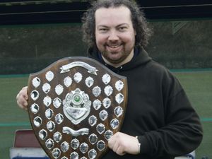 Supporting image for story: Sun set to lure out bowls fans to Meole Brace Open