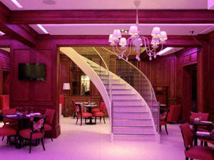 Supporting image for story: The club guide with DJ James Garrett - October 12