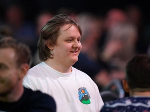 Supporting image for story: Lewis Capaldi: What is Tourette’s and how does it affect the brain?