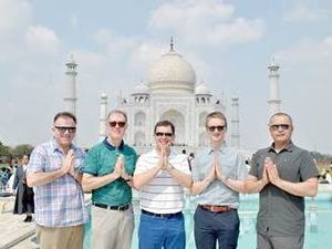 Supporting image for story: Shropshire surgeon tours India