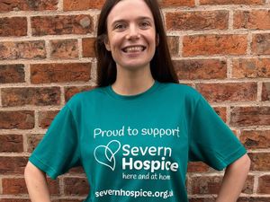 Supporting image for story: 'Doing this for my dad means the world to me': Shropshire woman running London marathon in father's memory