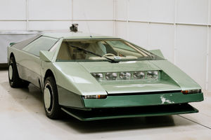 The Bulldog is being restored to hit 200mph before being taken on a world tour