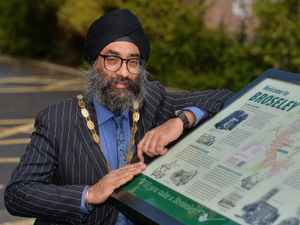 Supporting image for story: Outgoing mayor keen to inspire by his example