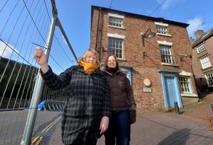 Sisters Christine and Claire Darlington