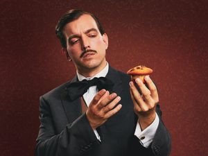 Supporting image for story: Classic theatre comedy with 'riotous twist' is coming to Lichfield