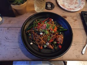 The soba noodles with chicken and soy, honey & hoisin sauce was delayed but tasty
