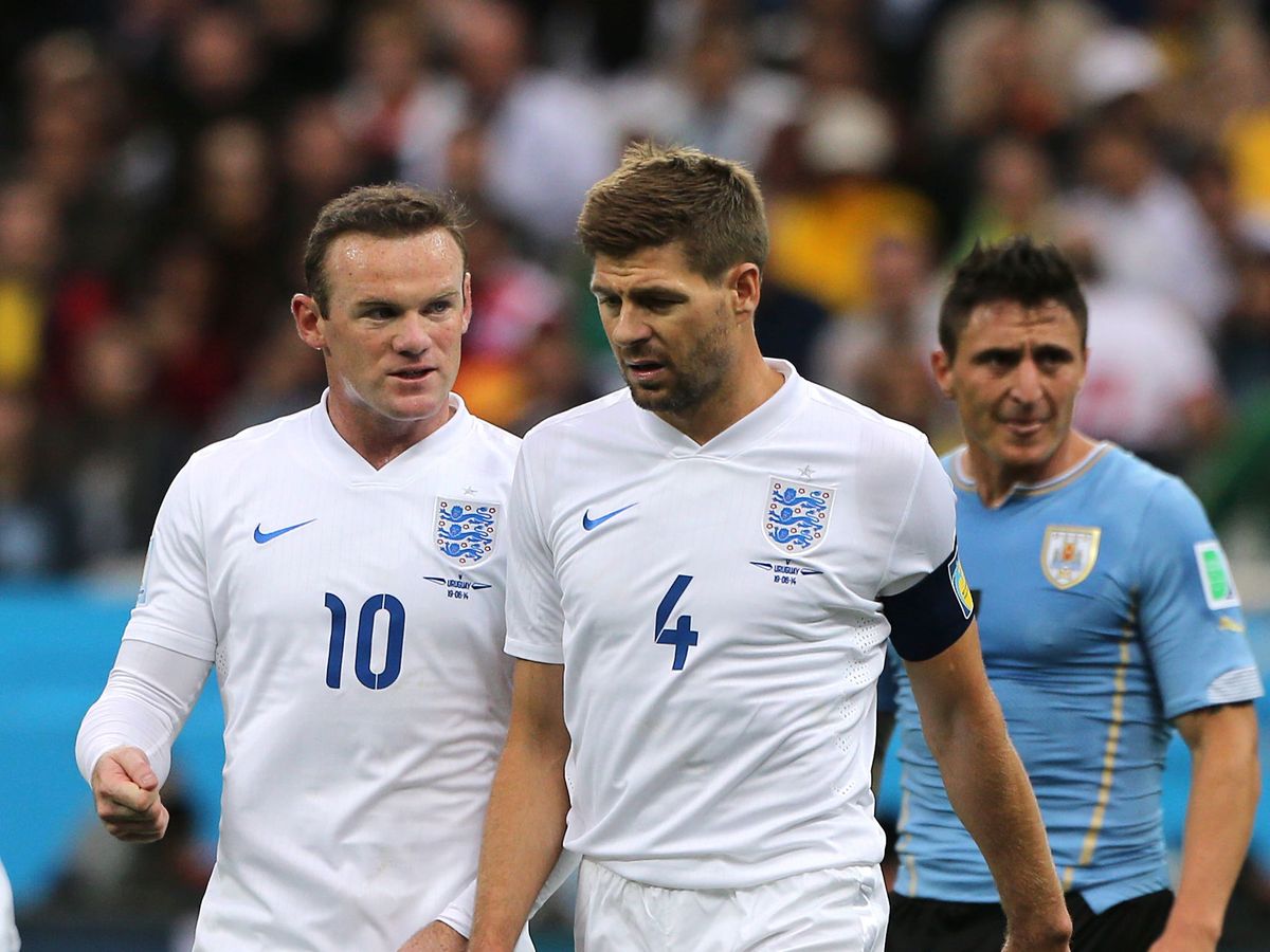 Wayne Rooney disagrees with Steven Gerrard&rsquo;s &lsquo;egotistical losers&rsquo; comment