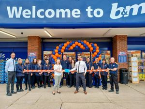 Supporting image for story: B&M gives week's pay bonus after strong Christmas