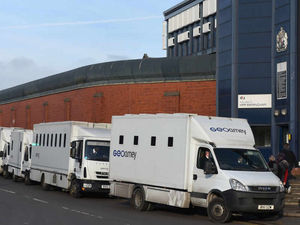 Supporting image for story: Winson Green Prison: Inmates have 'easy access to drugs'