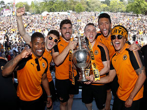Supporting image for story: Wolves' losses grow as price of Premier League promotion revealed