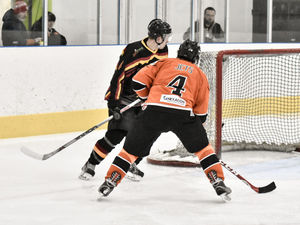 Supporting image for story: Karol Jets re-signs with Telford Tigers