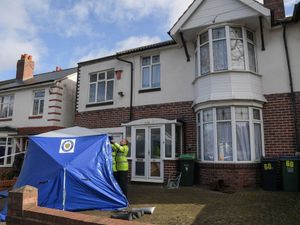 A blue tent was erected outside the house. Image: @SnapperSK