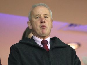 Supporting image for story: Salary cap proposals to be sent to League One and Two clubs by Monday