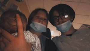 Noah with parents Reece and Carley.