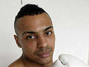 Supporting image for story: Portman beaten by champ Pryce