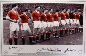 Final team picture – the Manchester United team photograph taken before the game against Red Star Belgrade