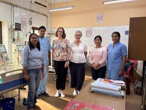 Supporting image for story: Birmingham Children's Hospital renal nurses share knowledge with Kolkata hospital