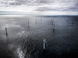 Supporting image for story: How can the UK cut reliance on Russian fossil fuels and curb soaring bills?