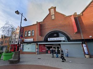 Supporting image for story: Walsall's former BHS department store 'could become homes' after going up for auction for £1.2 million