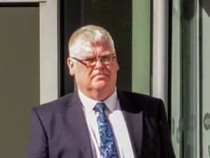 Supporting image for story: Car showroom conman in £100k fraud to pay back £10